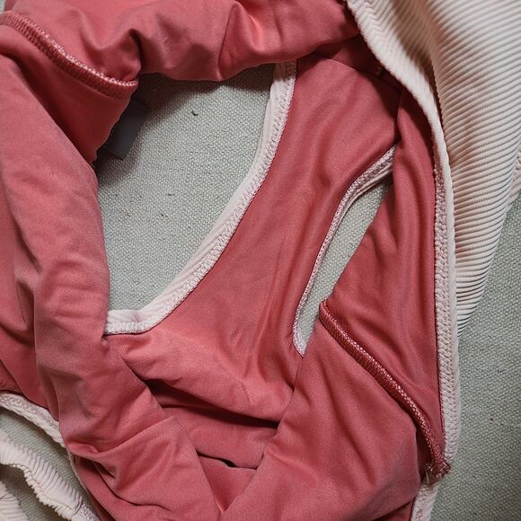 NWT Aerie One Piece Swimsuit Pale Pink Textured Ribbed Halter Neck Size M - Picture 3 of 15